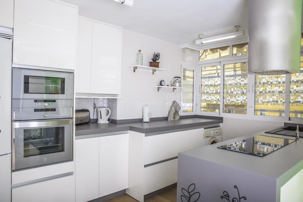 Sw West Apartment Малага Екстериор снимка